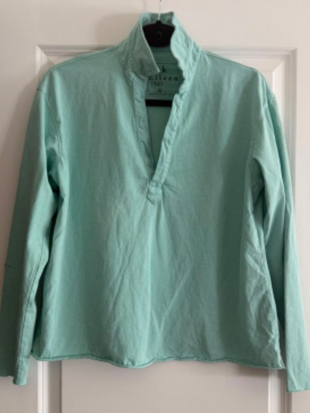 NWOT Frank&Eileen Patrick Long Sleeve Light Mint Green Cotton Tee